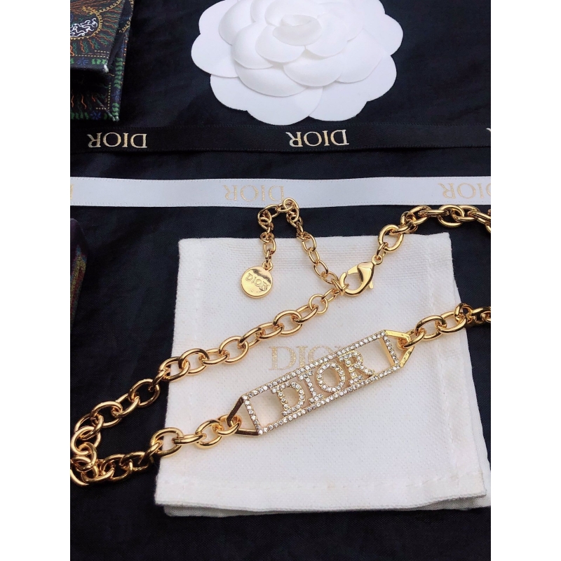 chr1st1an D10r necklaces